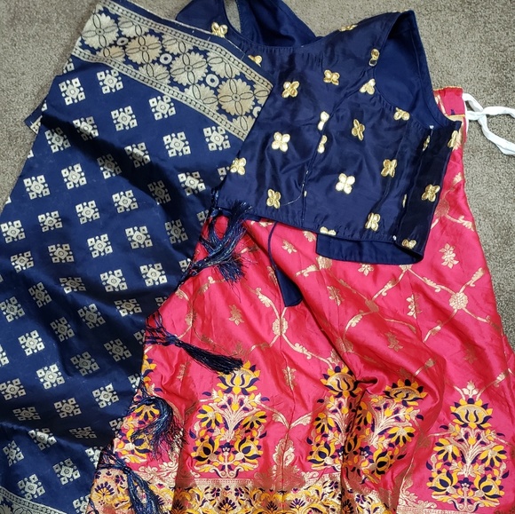 Dresses & Skirts - Lehnga set (skirt)